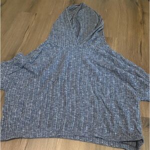 Aeropostale cropped sweater with hood